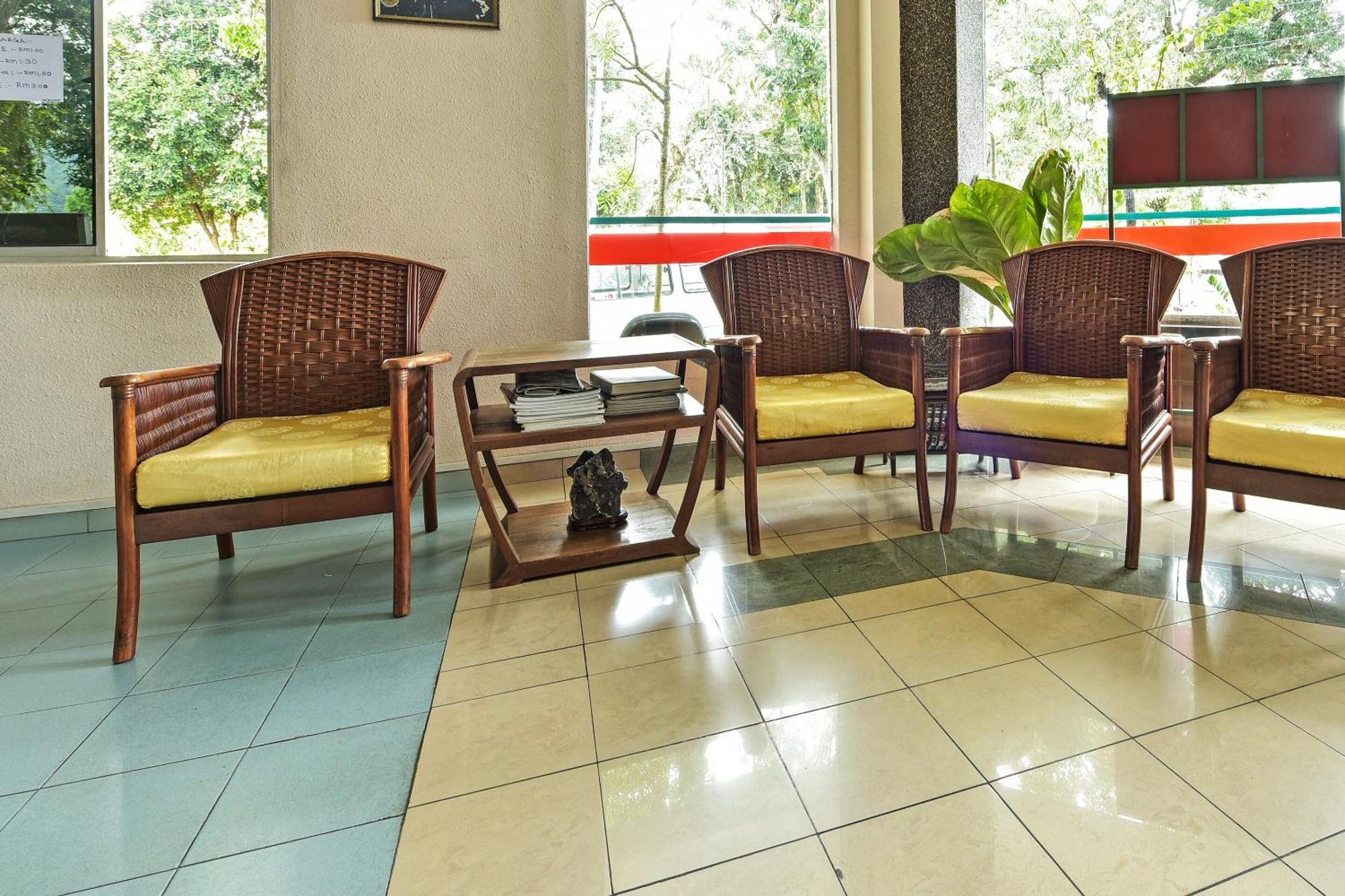 Super Oyo 44036 Hotel De Perdana Hill Batu Pahat Exterior foto